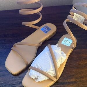DV by Dolce Vita Tan Wrap-Strap Flat Sandals
